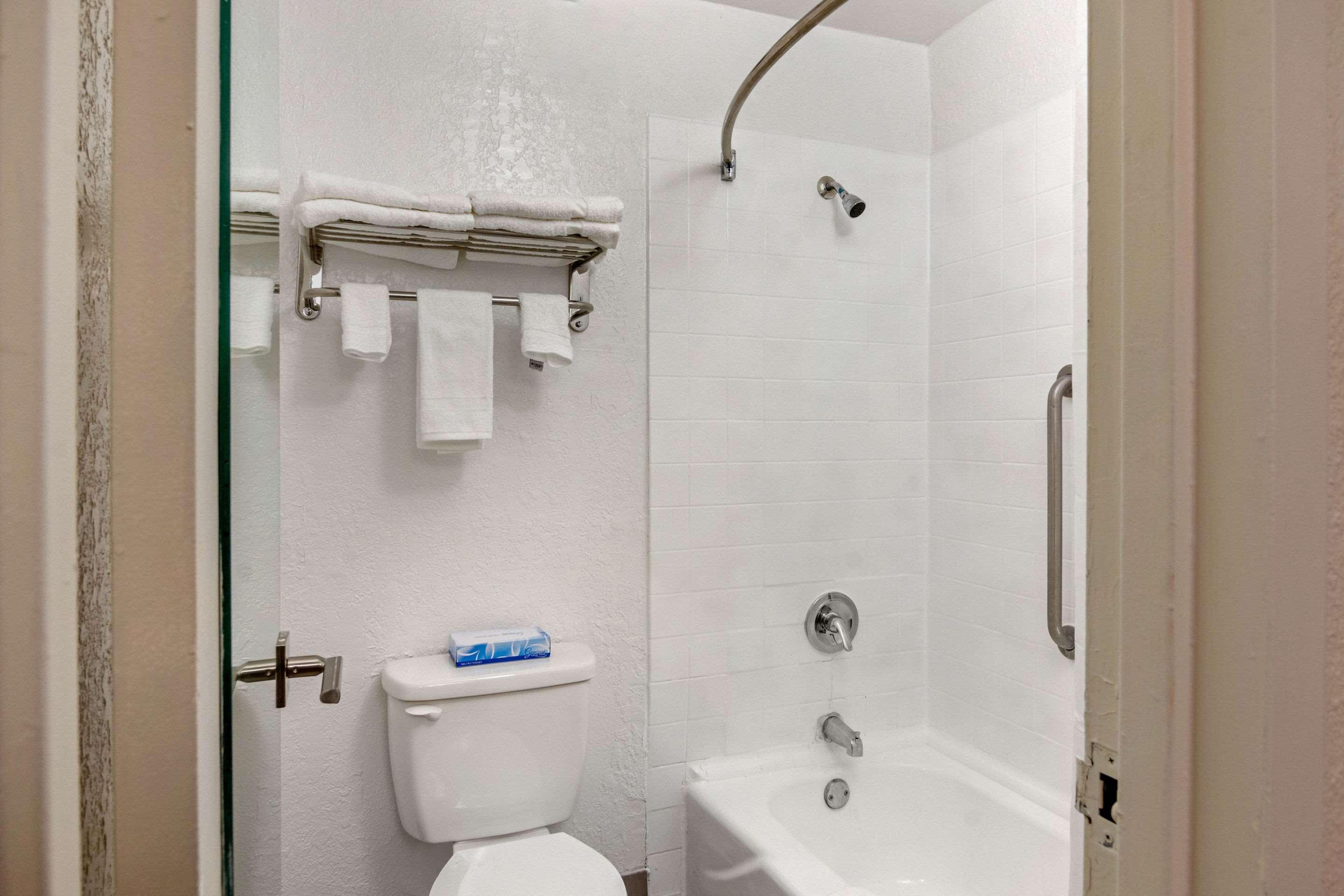 City Studios Inn & Suites Ruther Glen Εξωτερικό φωτογραφία