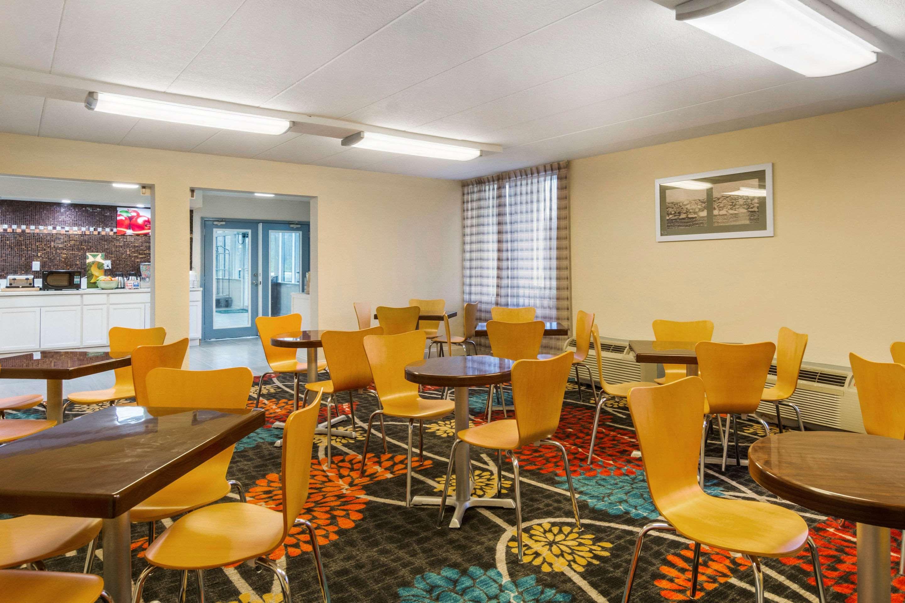 City Studios Inn & Suites Ruther Glen Εξωτερικό φωτογραφία