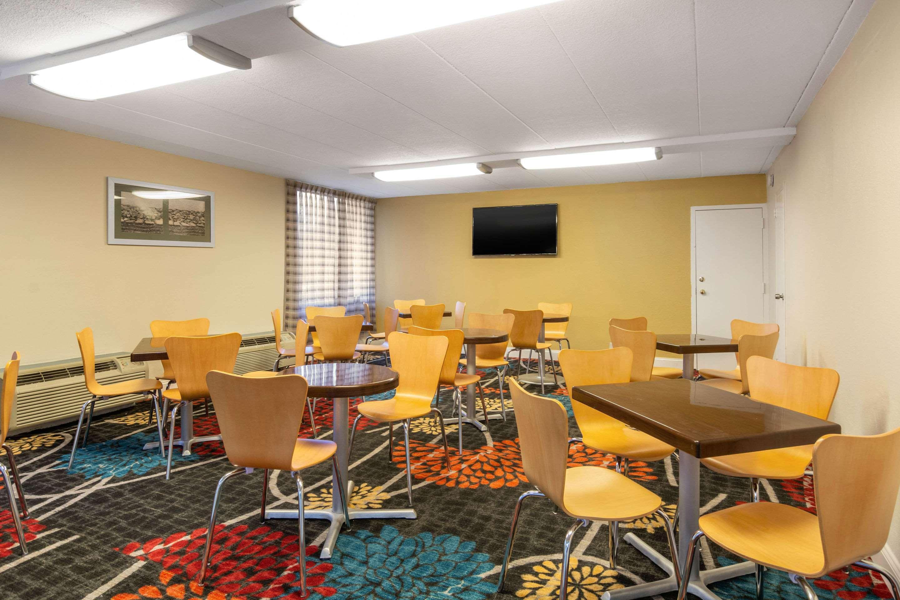 City Studios Inn & Suites Ruther Glen Εξωτερικό φωτογραφία